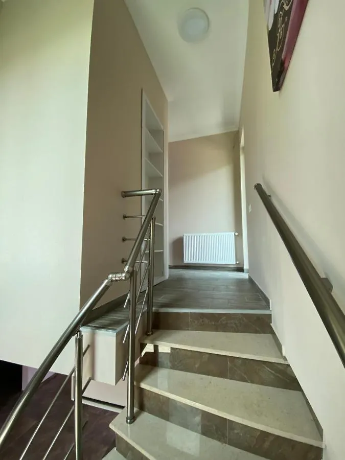Πανσιόν Palazzo Ξενοδοχείο Τυφλίδα